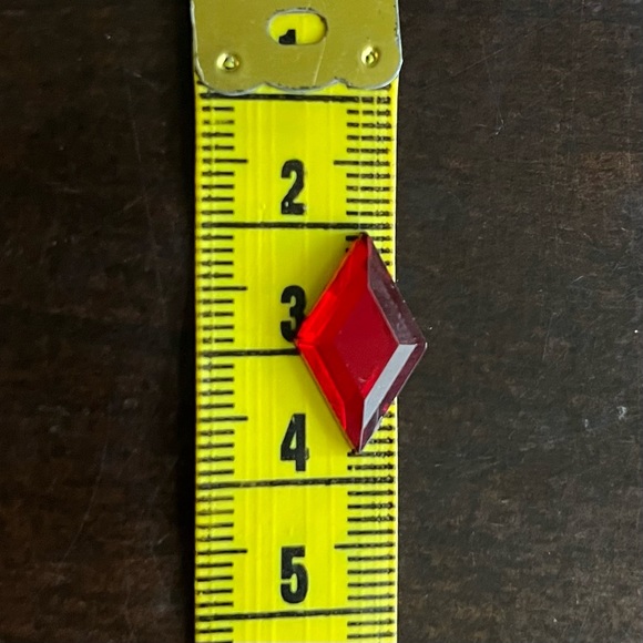 Set Of 2 11x18mm Flat Back Red Forehead Gems For Raven Cosplay Or Crafts - Picture 3 of 5